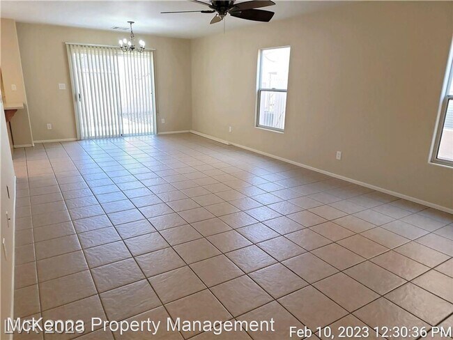 Foto del edificio - 4 br, 3 bath House - 10258 Nolinas St