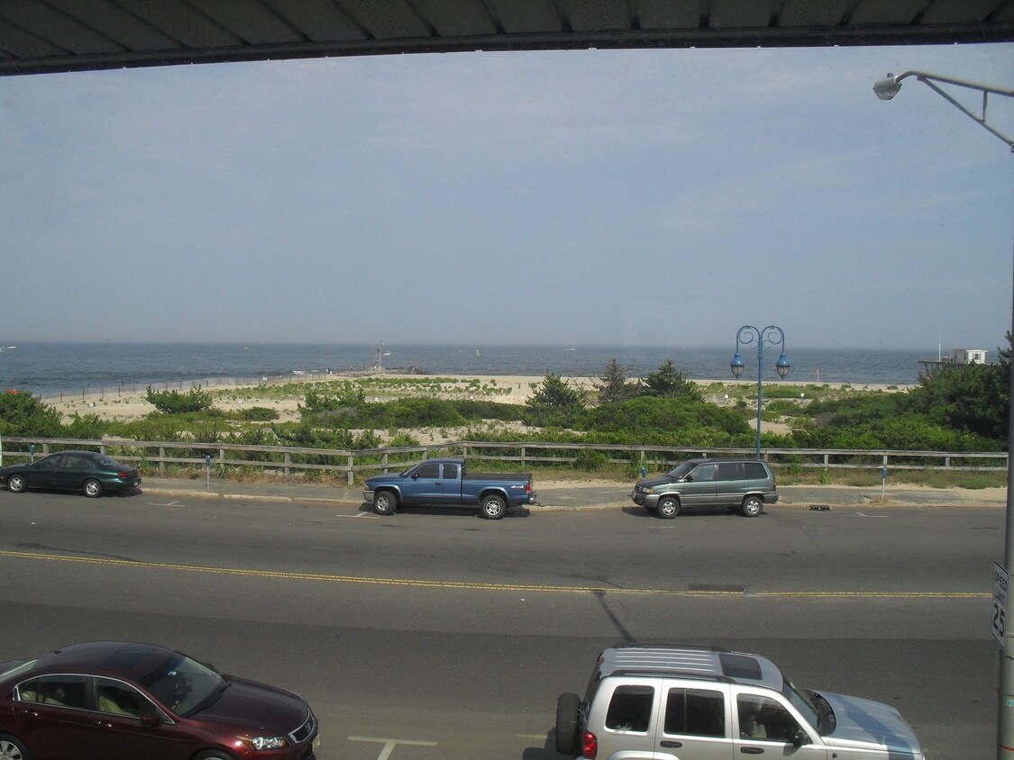 5 Ocean Ave, Belmar, NJ 07719 Condo for Rent in Belmar, NJ