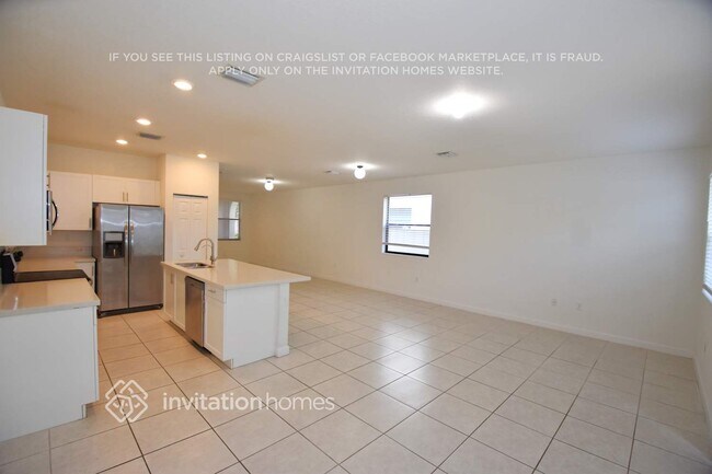 Foto del edificio - 3407 W 109th Pl