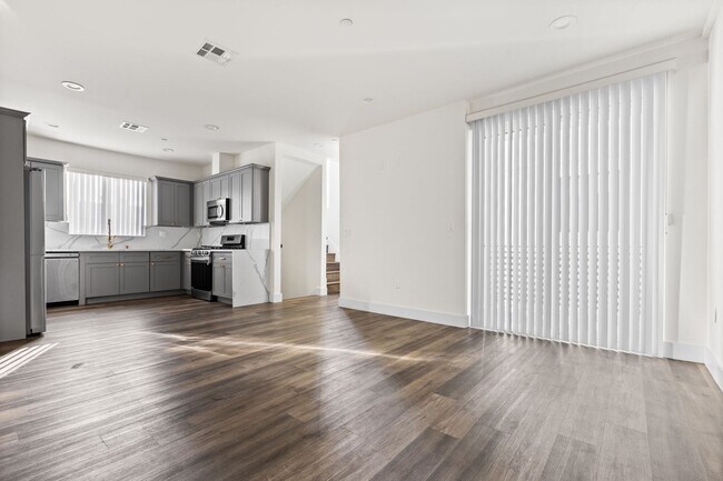 Foto del edificio - 11621 Ayres Ave