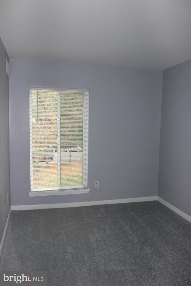 Building Photo - 2316 Freetown Ct