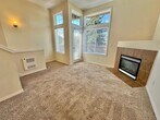 Foto principal - Spacious Townhome w/fully fenced back pati...