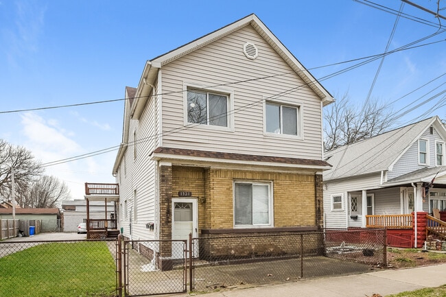 Building Photo - 1321 Buhrer Ave