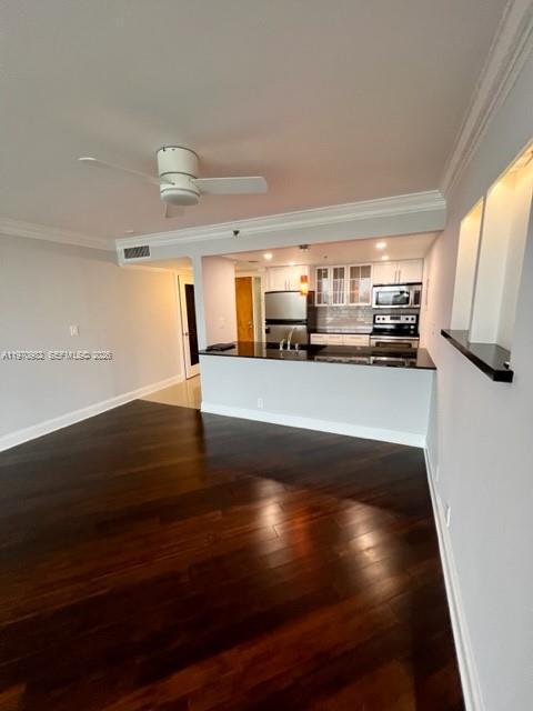 Foto del edificio - 7601 E Treasure Dr