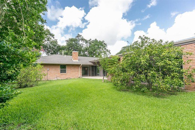 Building Photo - 7818 Braeburn Valley Dr