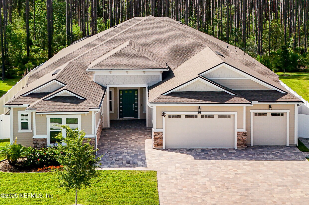 Foto principal - 210 Terra Oaks Dr