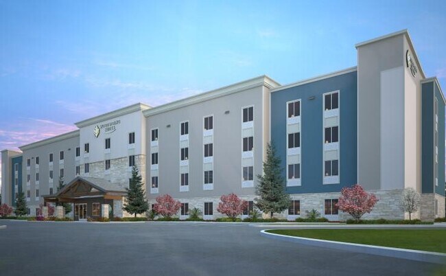 Building Photo - 4000 Woodhaven Rd