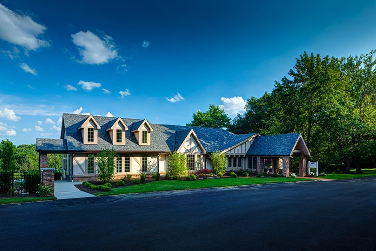 Clubhouse Photo - Hickory Hills