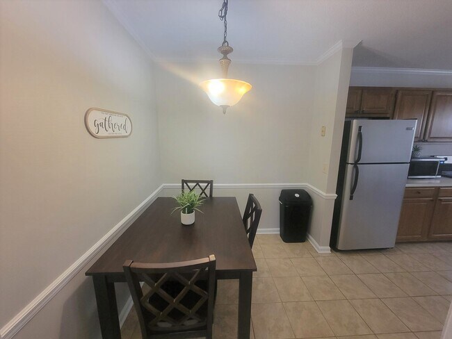 Foto del edificio - 20 N Lake Pointe Dr