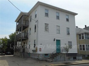 Building Photo - 276 Hunt St