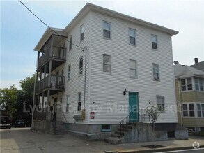 Building Photo - 276 Hunt St