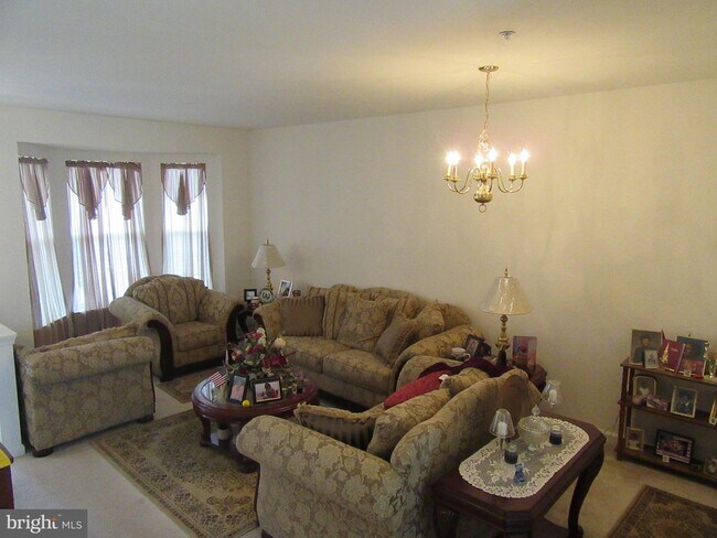 Foto del edificio - 9609 Lexington Pl