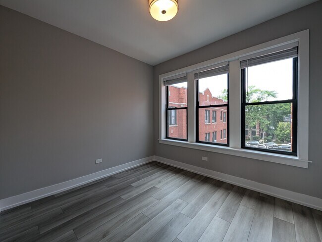 Foto del edificio - 3943 N Janssen Ave