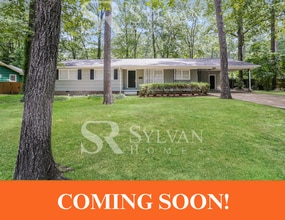 Building Photo - 5538 Pine Ln Dr