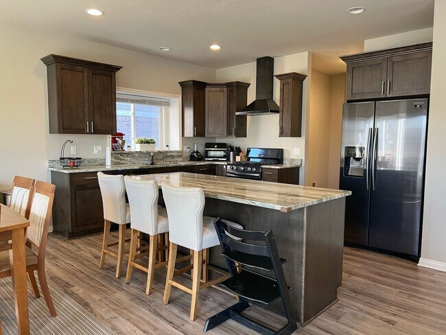 Foto del edificio - 13788 Grandeur Ave