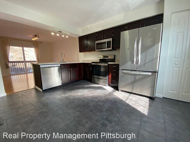 Building Photo - 3 br, 2.5 bath House - 105 Cathedral Court