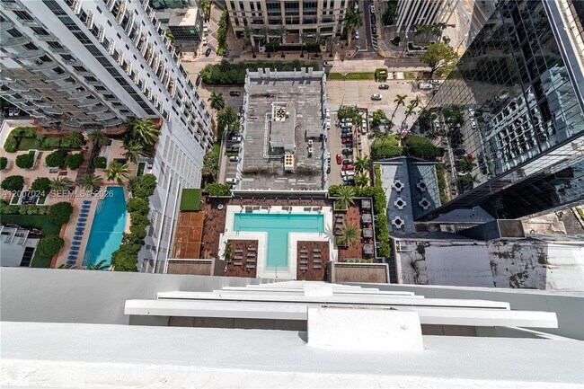 Building Photo - 1080 Brickell Ave