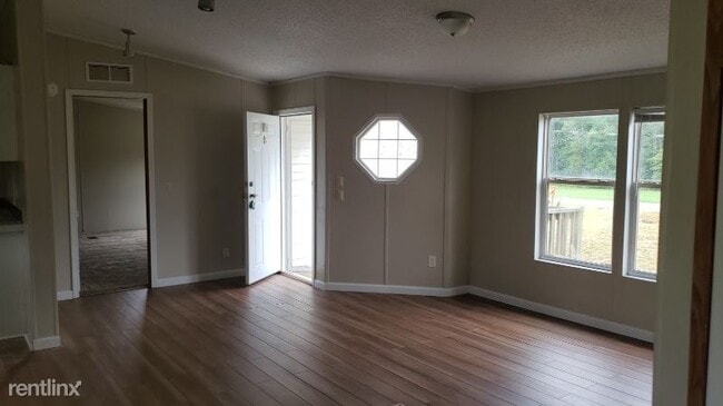 Building Photo - 3 br, 2 bath Mobile Home - 1124 Eulalia Ln