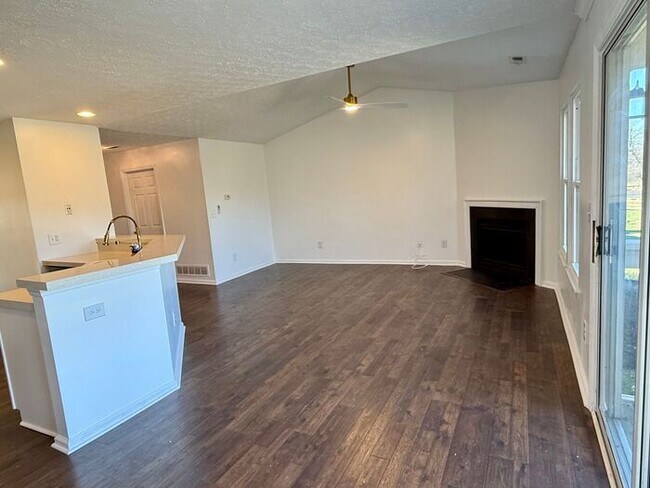Foto del edificio - Gorgeous 1 Bed, 1 Bath in Hilliard