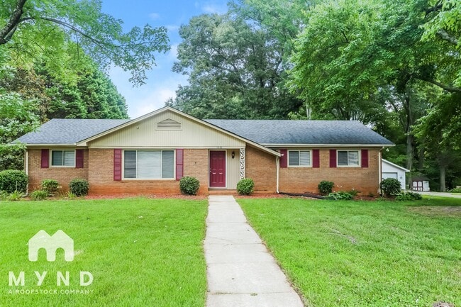 Building Photo - 1201 Manchester Ln