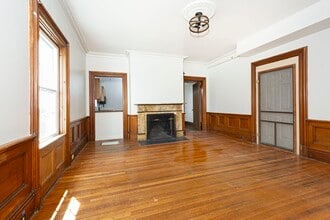 963 Main St