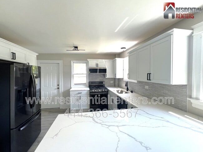 Foto del edificio - 5426 N 41st St