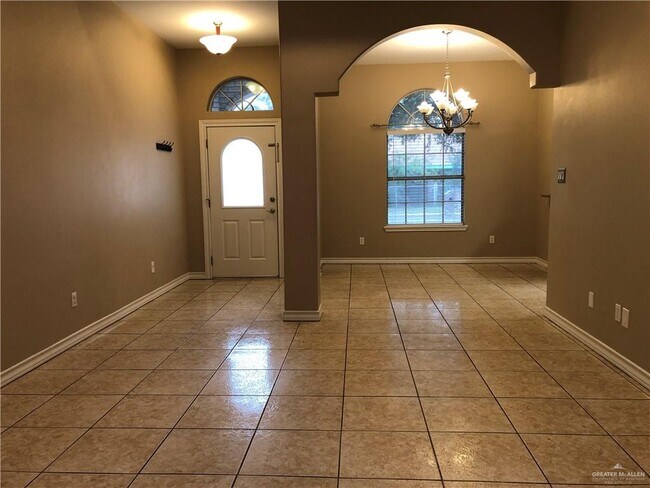 Foto del edificio - 2512 N 26th St