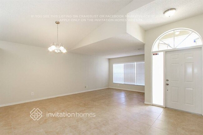 Foto del edificio - 7661 Bristol Bay Ln