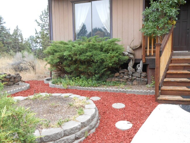Foto del edificio - 61153 Sidewinder Ln