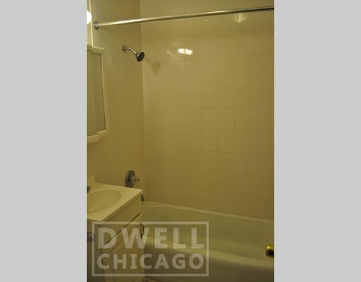 Building Photo - 2114 Dewey Ave