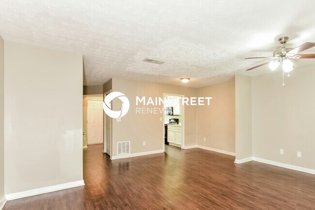 Foto del edificio - 2 Bedroom Pet-Friendly Home in Lithonia, G...