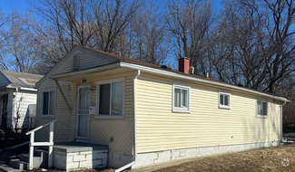 Building Photo - 13982 Lamphere
