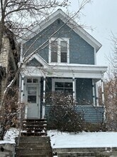 Building Photo - 2601 S 7th St