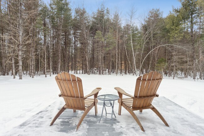 Building Photo - 49 Black Bear Path