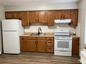 Building Photo - 1205 Bunker Hill Ct