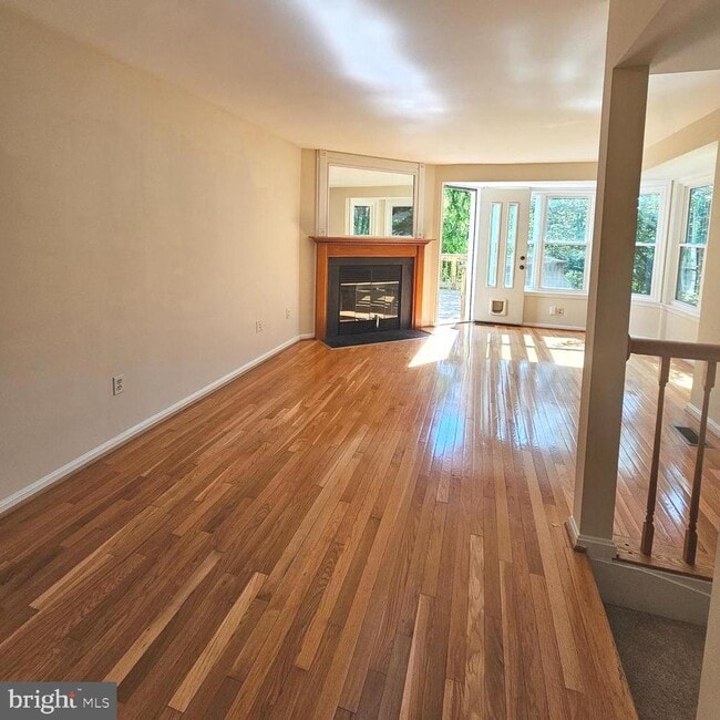 Building Photo - 5911 Sir Cambridge Way