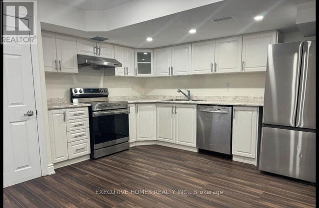 Building Photo - 52 Hopper Ln