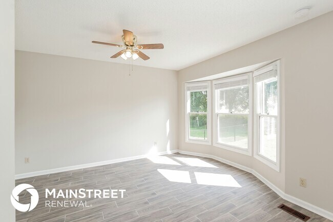 Foto del edificio - 1528 Cavalier Dr