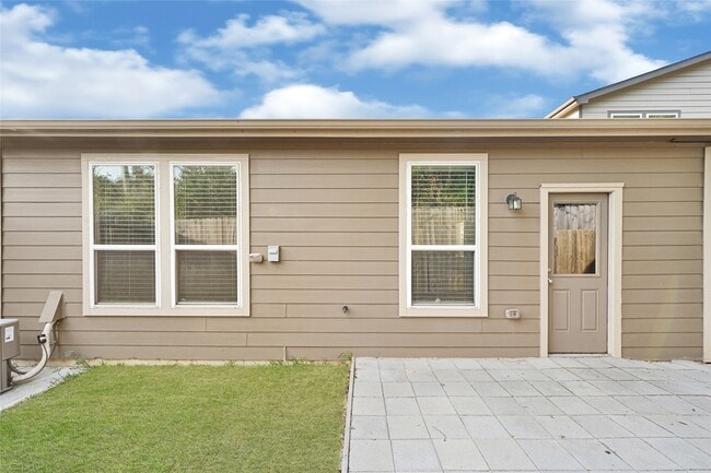 Foto del edificio - 12823 Clearcroft St