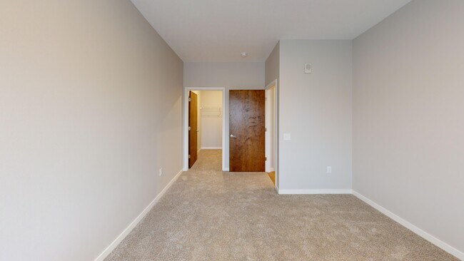 Bedroom - South Pointe Apartments