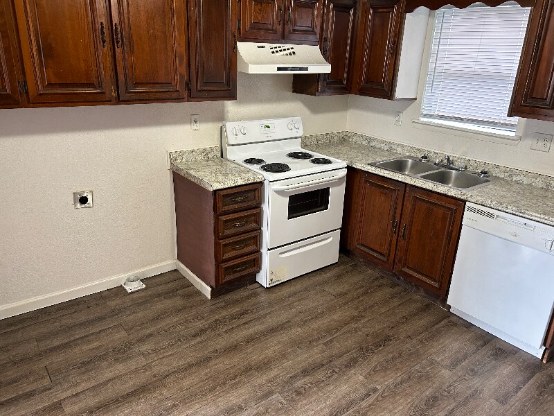 1702 Mineral Wells Hwy, Weatherford, TX 76088 House Rental in