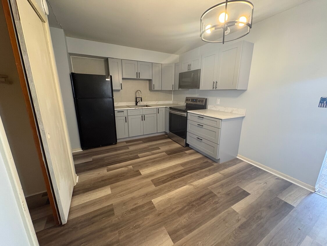 Foto del edificio - 803 Hurricane St