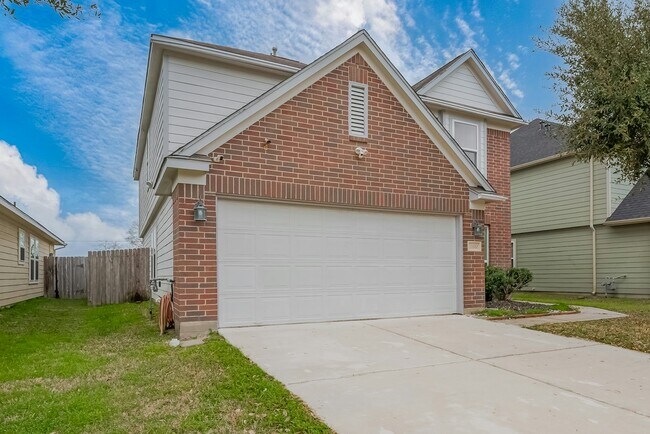 Building Photo - 13510 Dahlia Green Way
