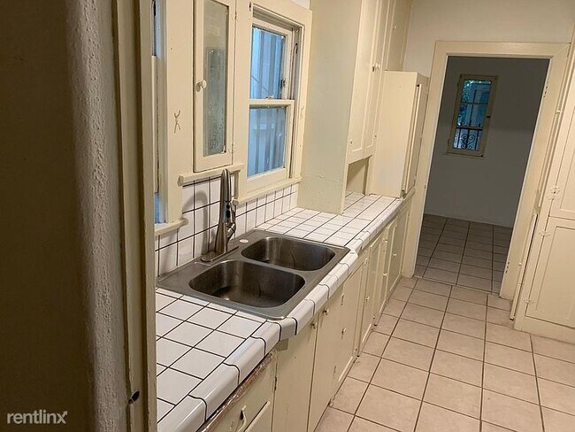 Building Photo - 1 br, 1 bath House - 1741 N Alvarado St