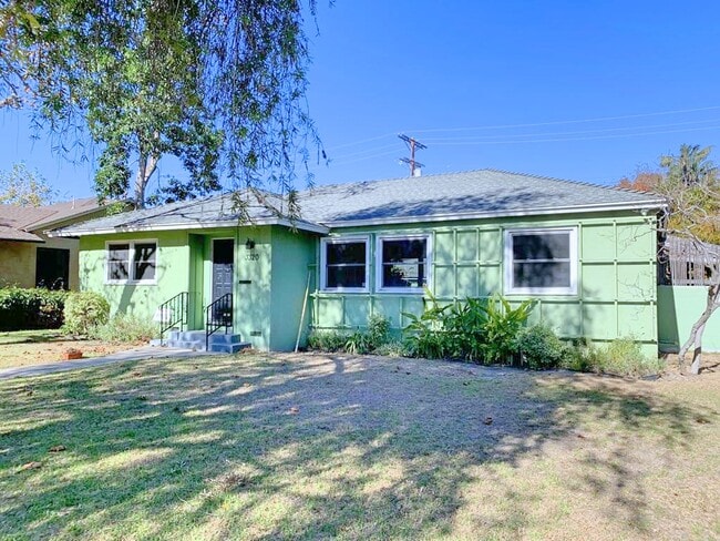 Building Photo - 3320 Stoner Ave