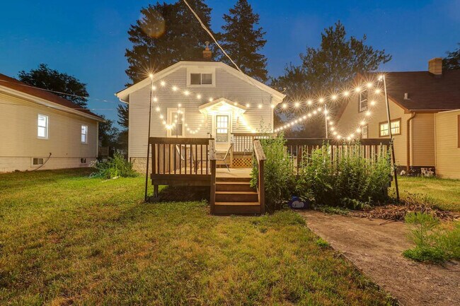 Foto del edificio - 16 S Hudson St