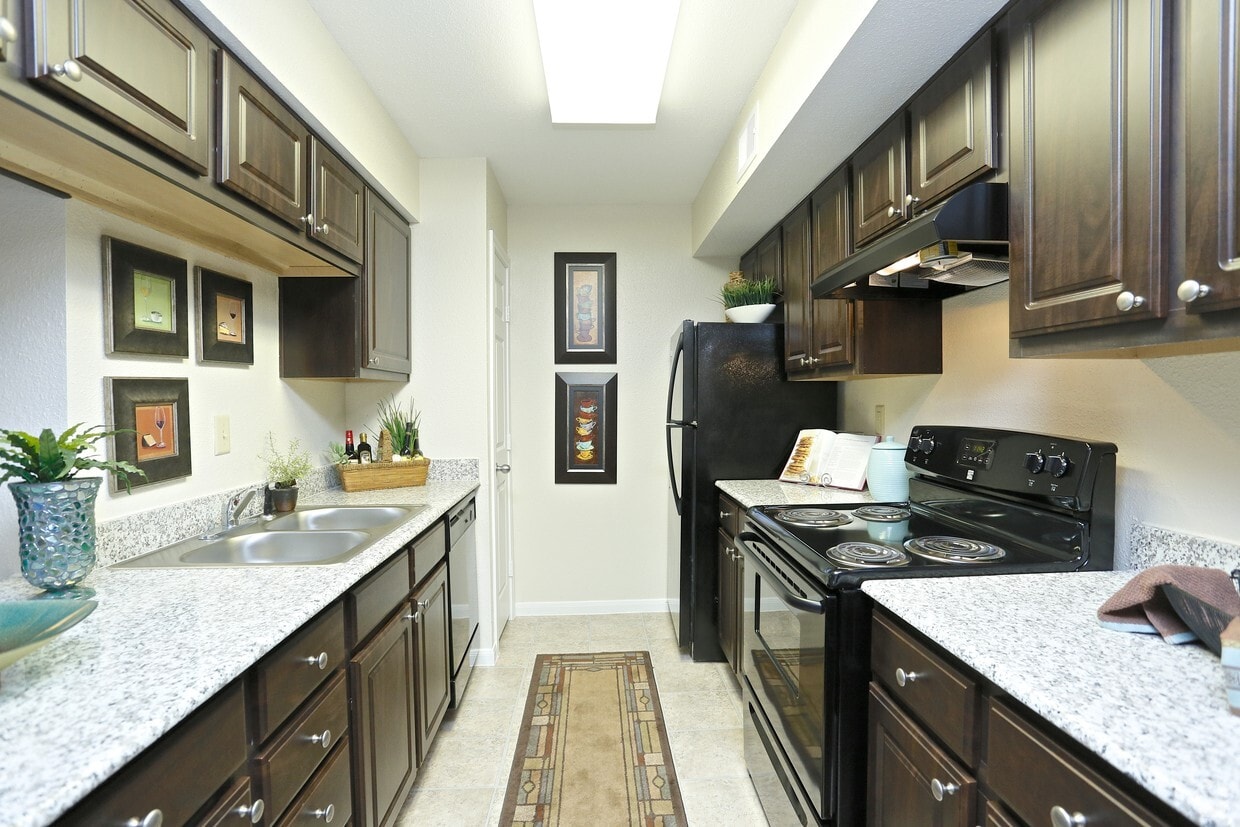 The Abbey At Enclave Apartments Houston, TX