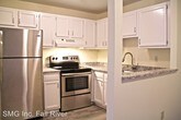 Foto principal - 367 Woonasquatucket Ave