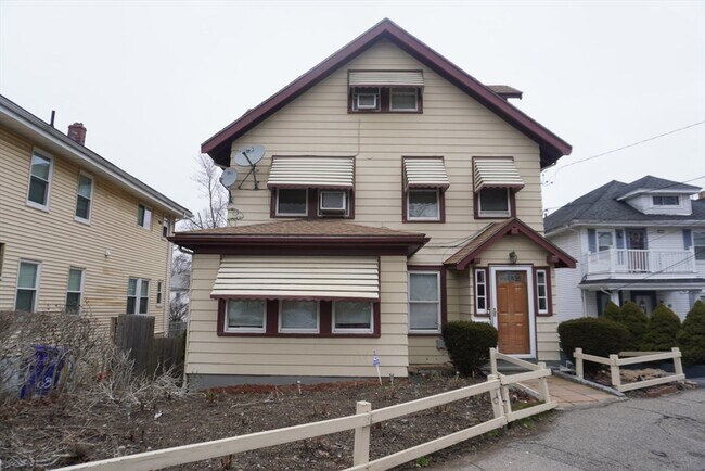 Building Photo - 70 Brook Rd