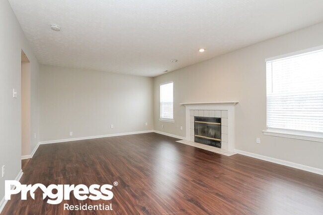 Building Photo - 6240 Cooper Pointe Dr